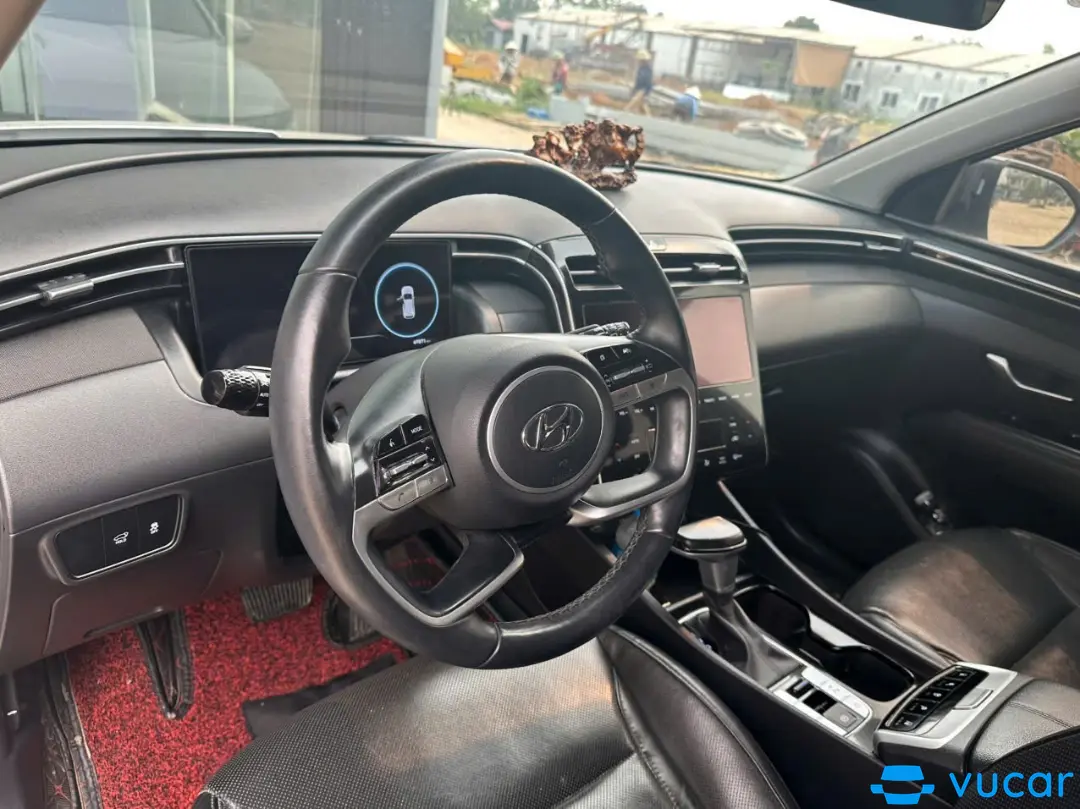 Hyundai Tucson 2.0 AT Đặc biệt 2022 - Nội thất 4