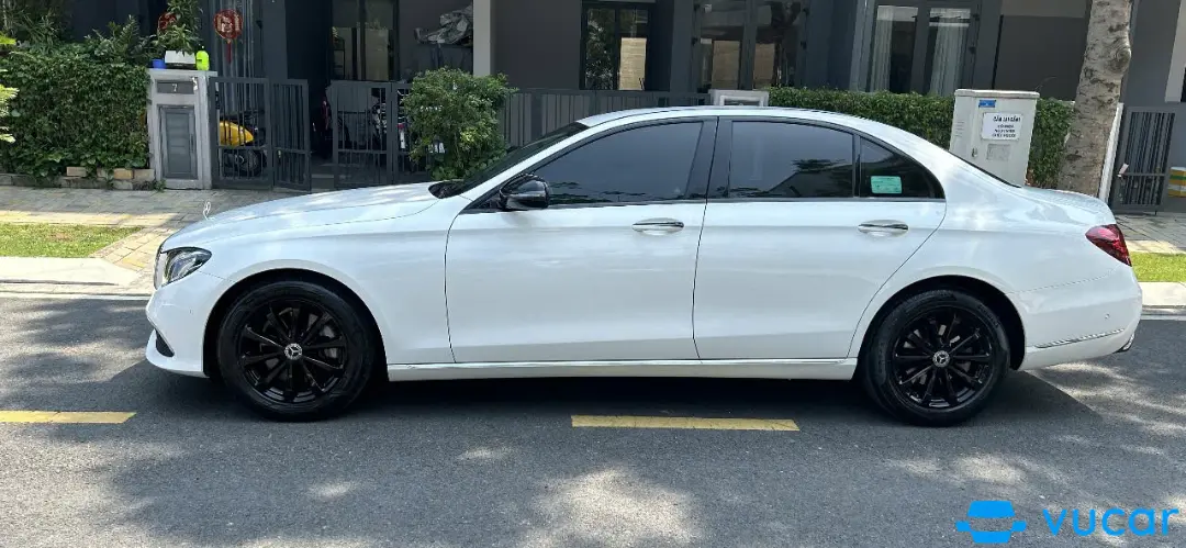 Mercedes E class 2019 E200  - Ngoại thất 4