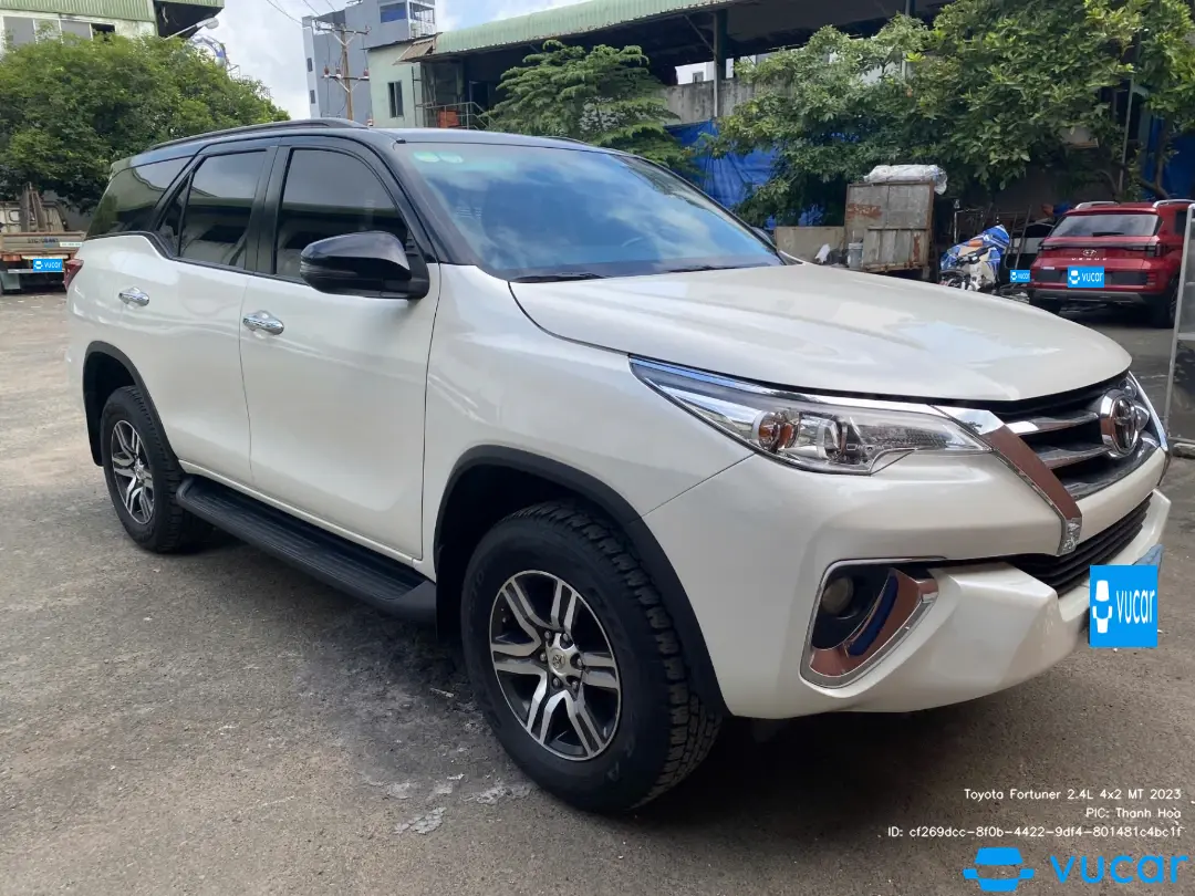 Toyota Fortuner 2.7V 4x2 AT 2019 - Ngoại thất 21