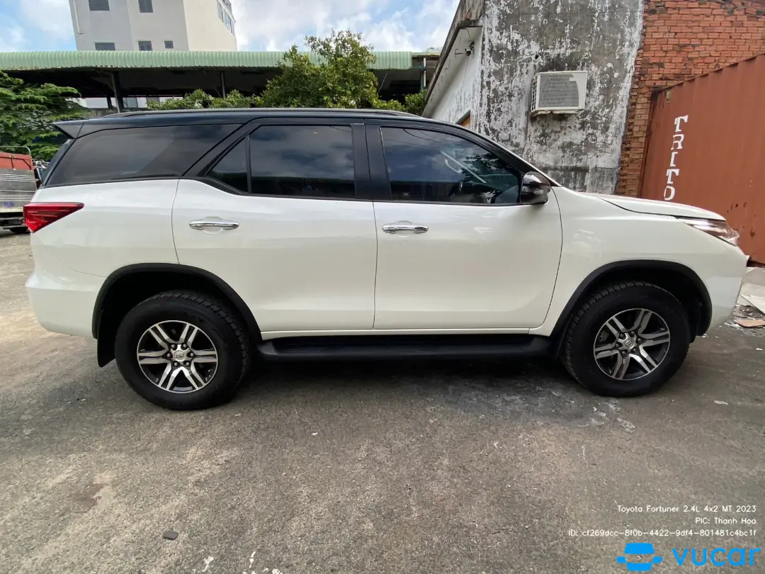 Toyota Fortuner 2.7V 4x2 AT 2019 - Ngoại thất 30
