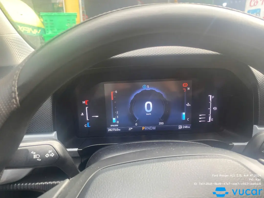 Ford Ranger XLS 2.0L 4x4 AT 2024 - Nội thất 2