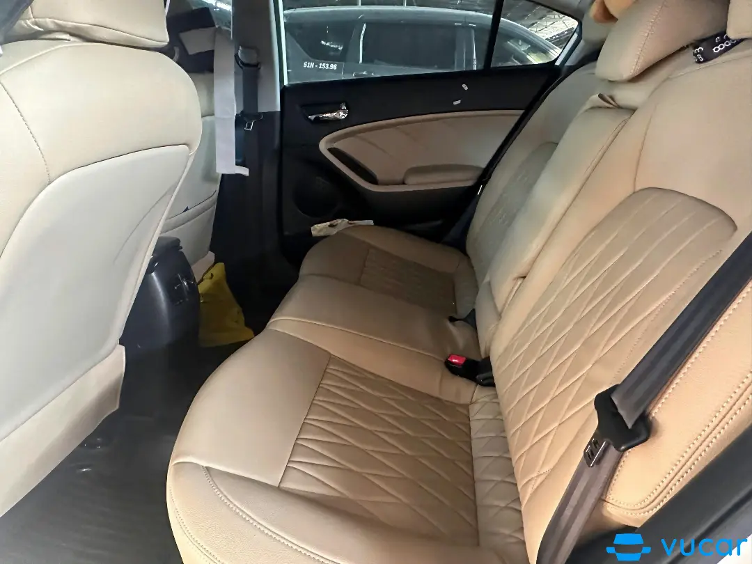 Kia Cerato 1.6 AT 2016  - Nội thất 3