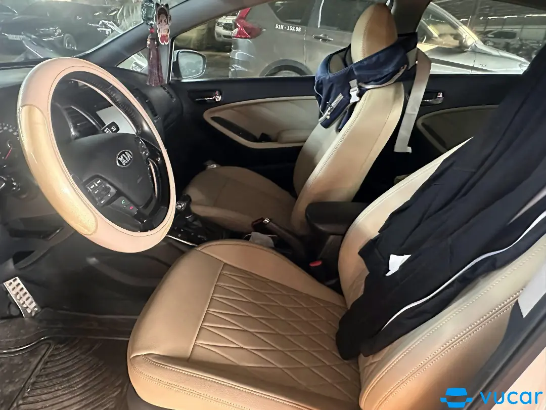 Kia Cerato 1.6 AT 2016  - Nội thất 2