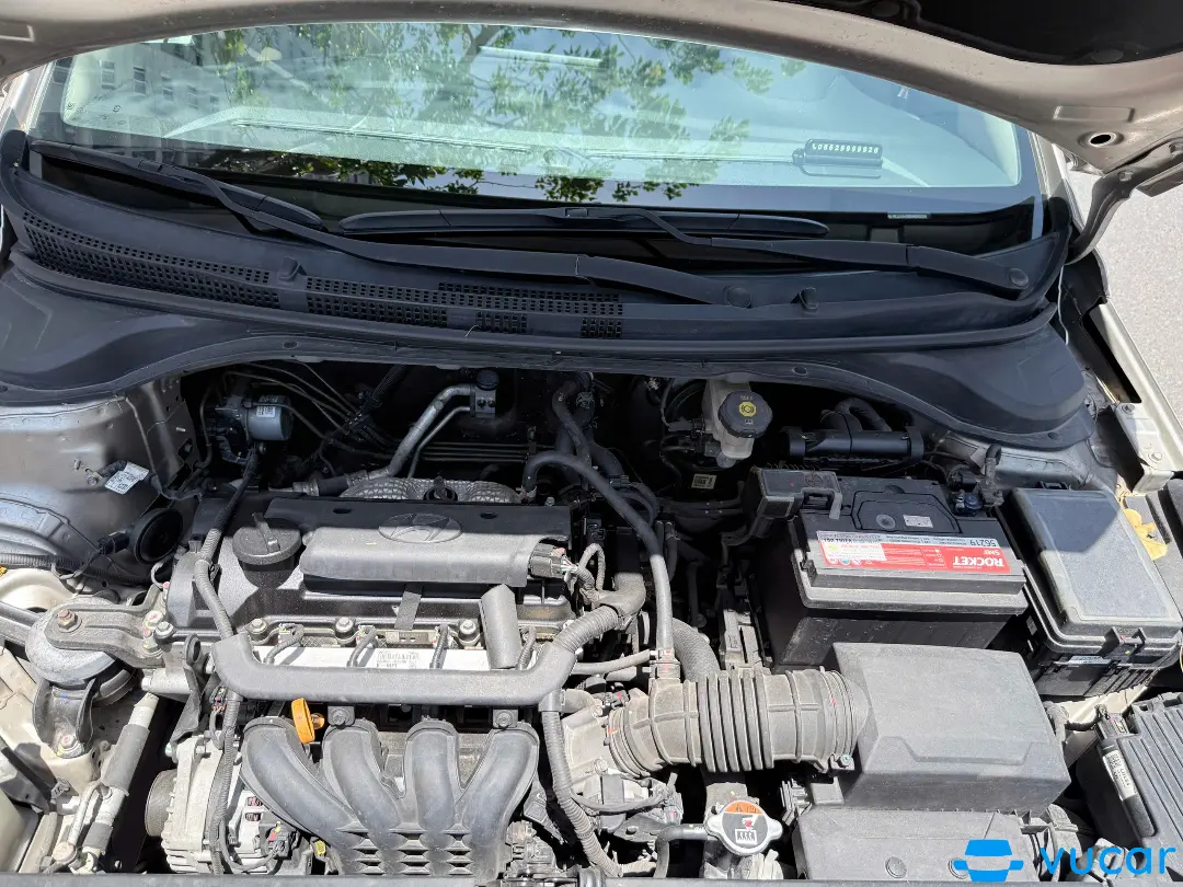 Hyundai Accent 1.4 AT Đặc Biệt 2021 - Khoang động cơ 3