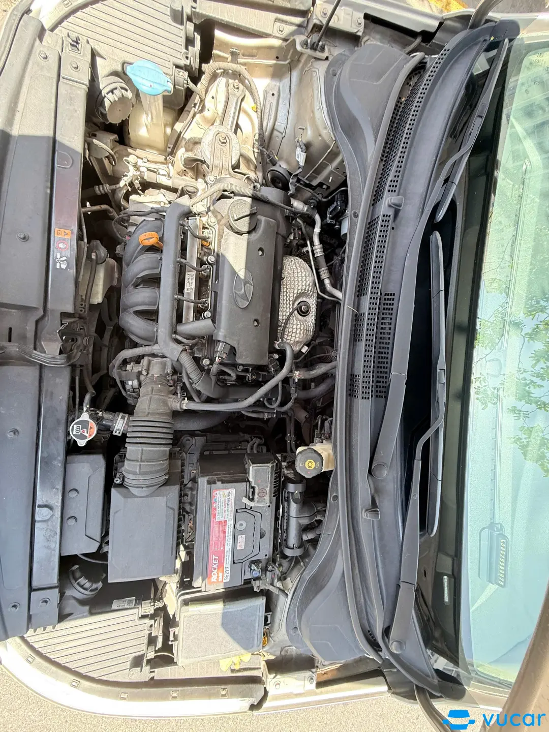 Hyundai Accent 1.4 AT Đặc Biệt 2021 - Khoang động cơ 2