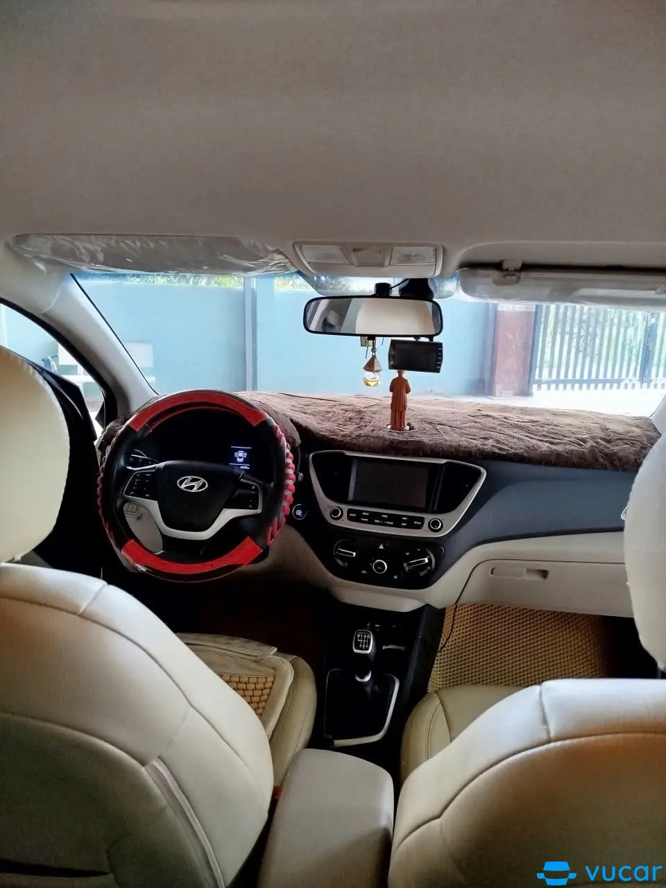 Hyundai Accent 1.4 MT 2020 - Nội thất 4