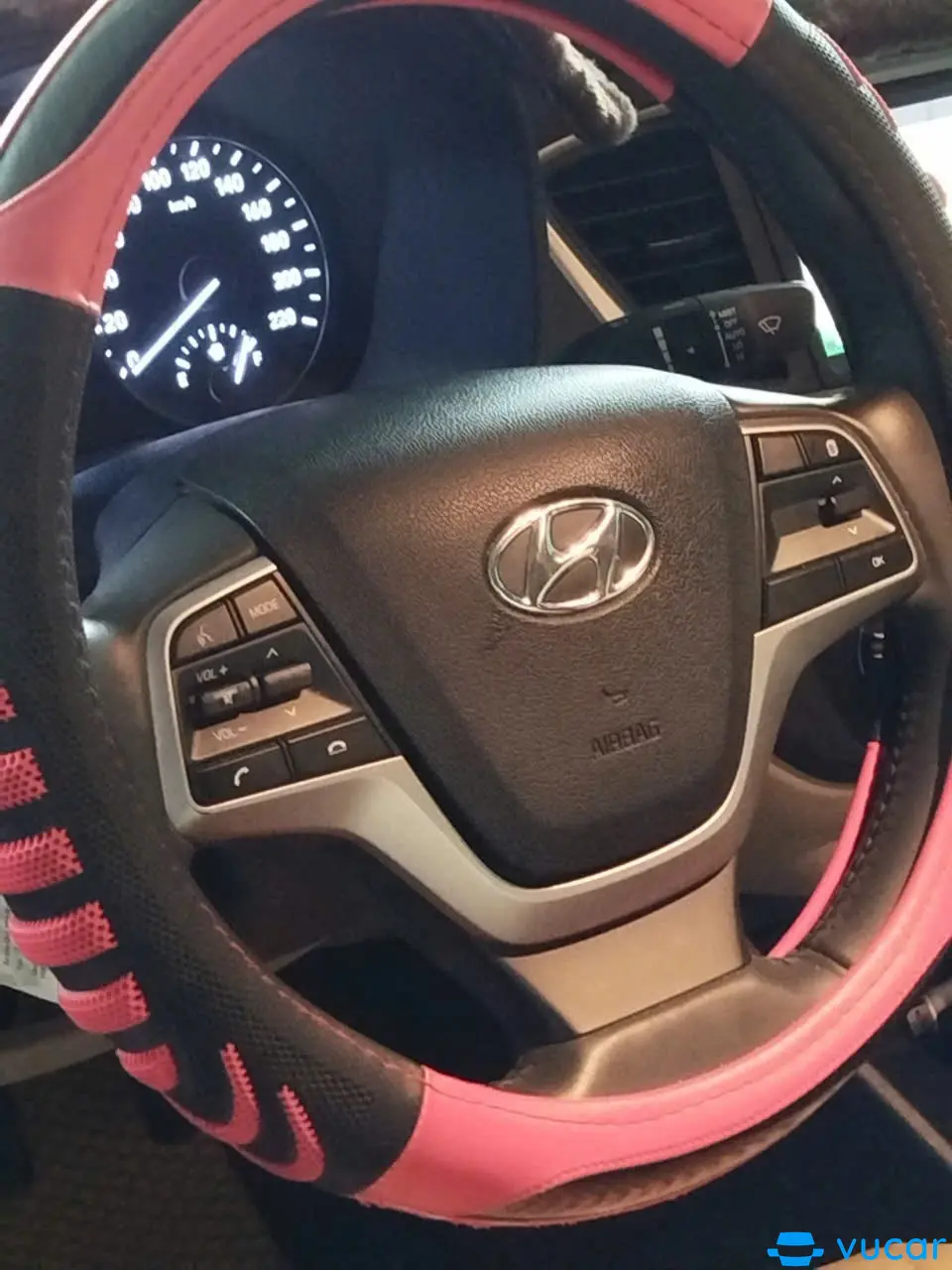 Hyundai Accent 1.4 MT 2020 - Nội thất 6