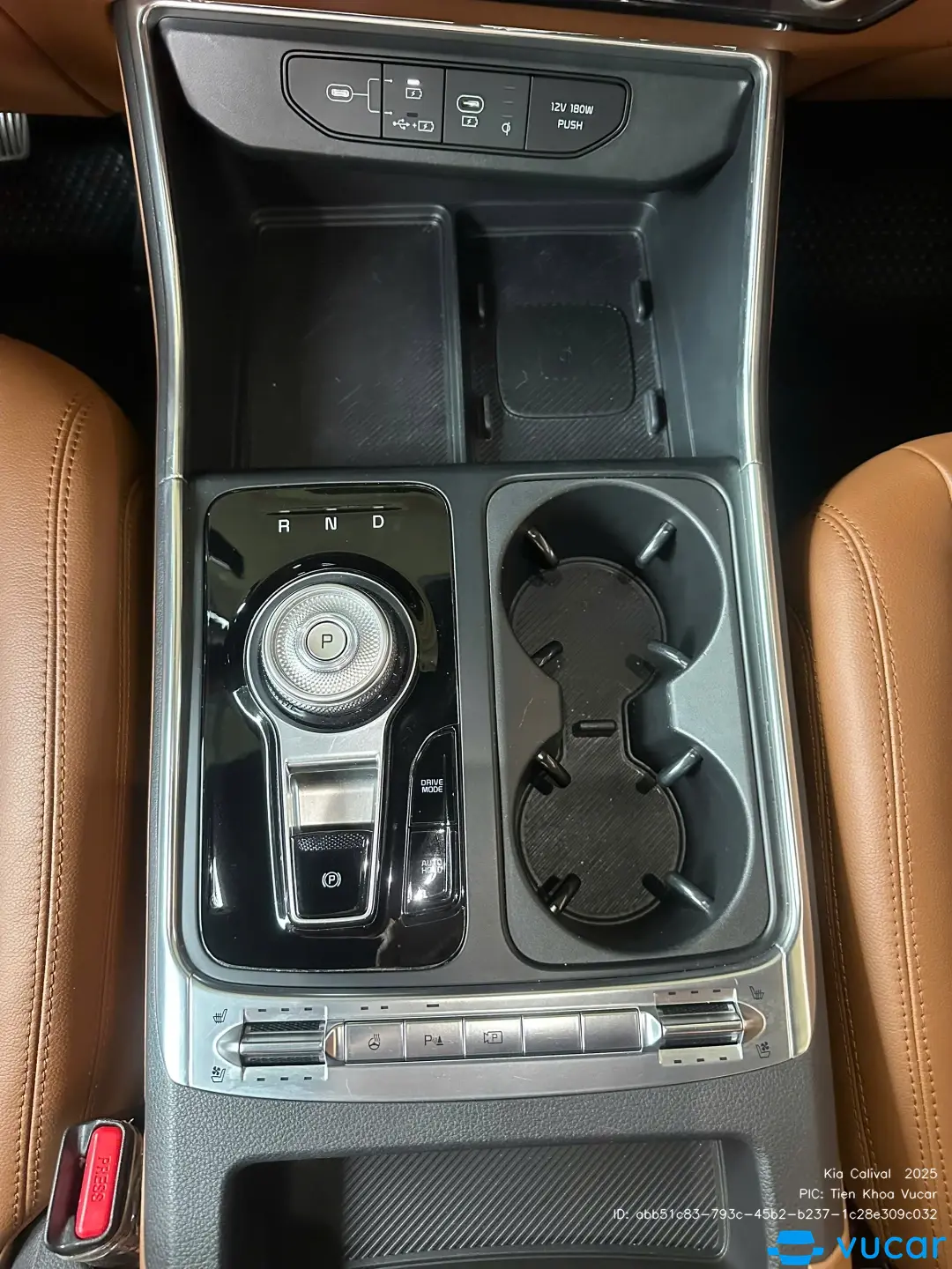 Kia Carnival Premium 2.2D 7S 2024 - Nội thất 5