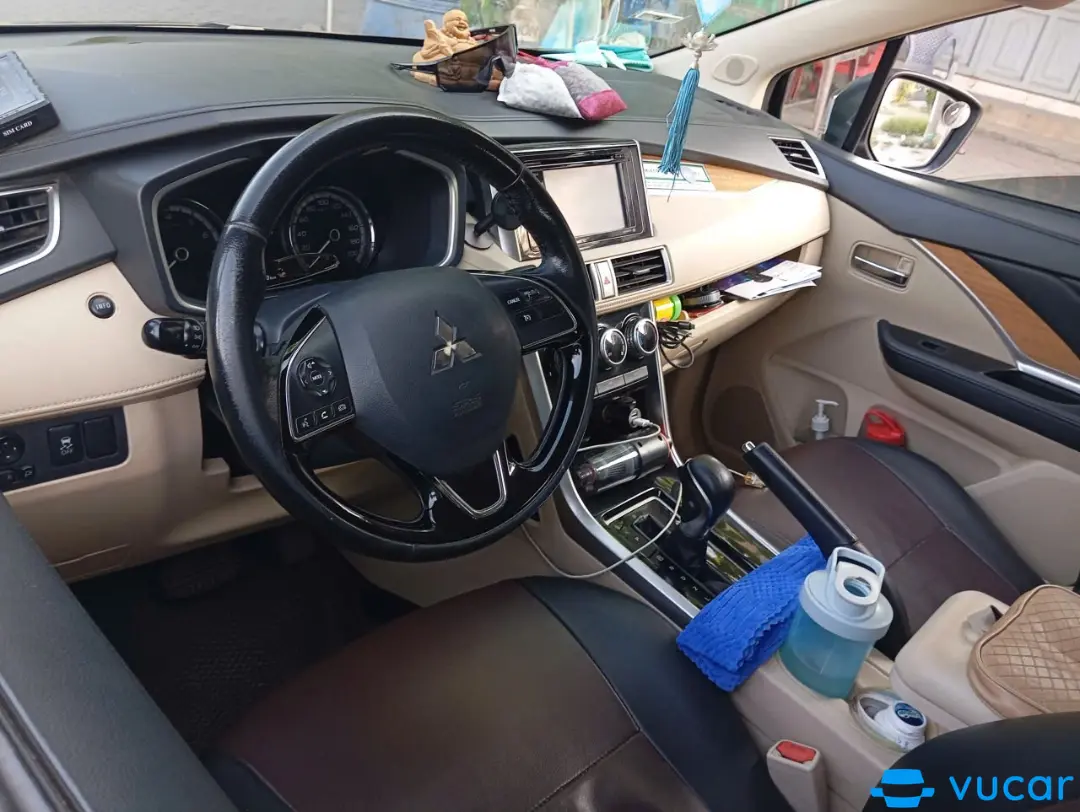 Mitsubishi xpander 2019 AT - Nội thất 4