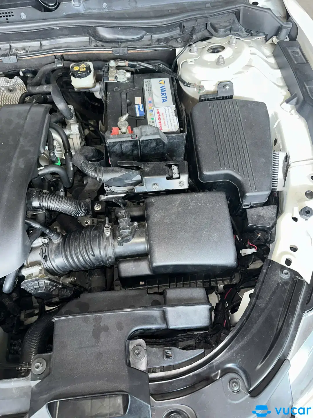Mazda 6 2.5 2015 - Khoang động cơ 3