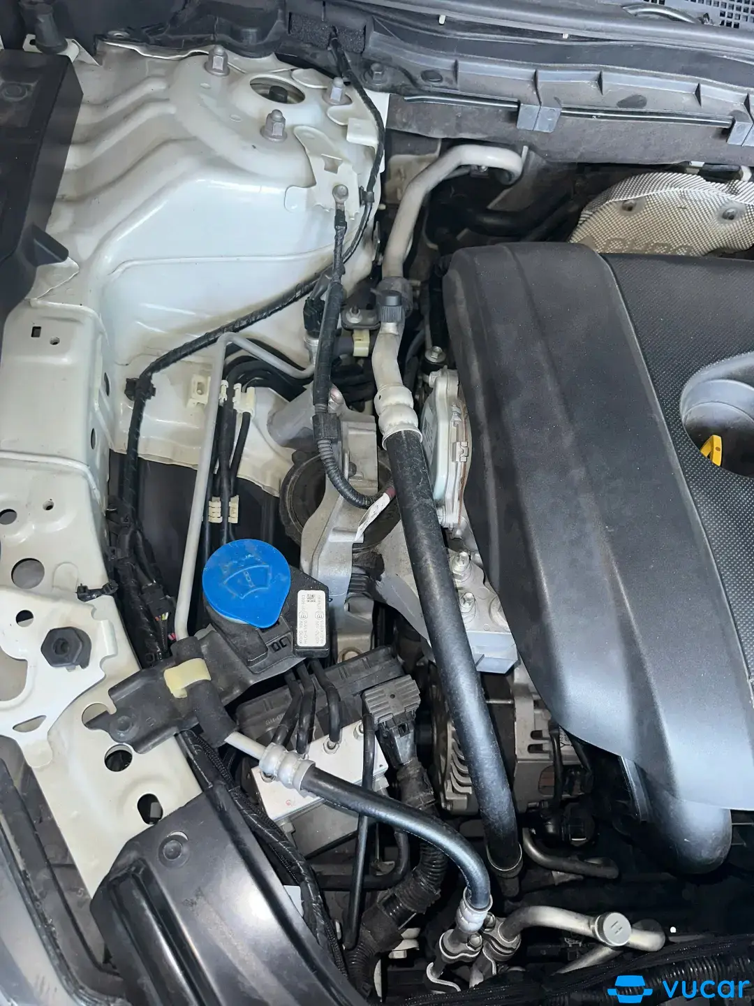 Mazda 6 2.5 2015 - Khoang động cơ 1