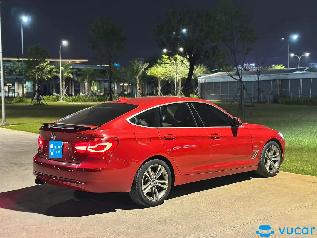 BMW 320i gt N/A - Ngoại thất 4