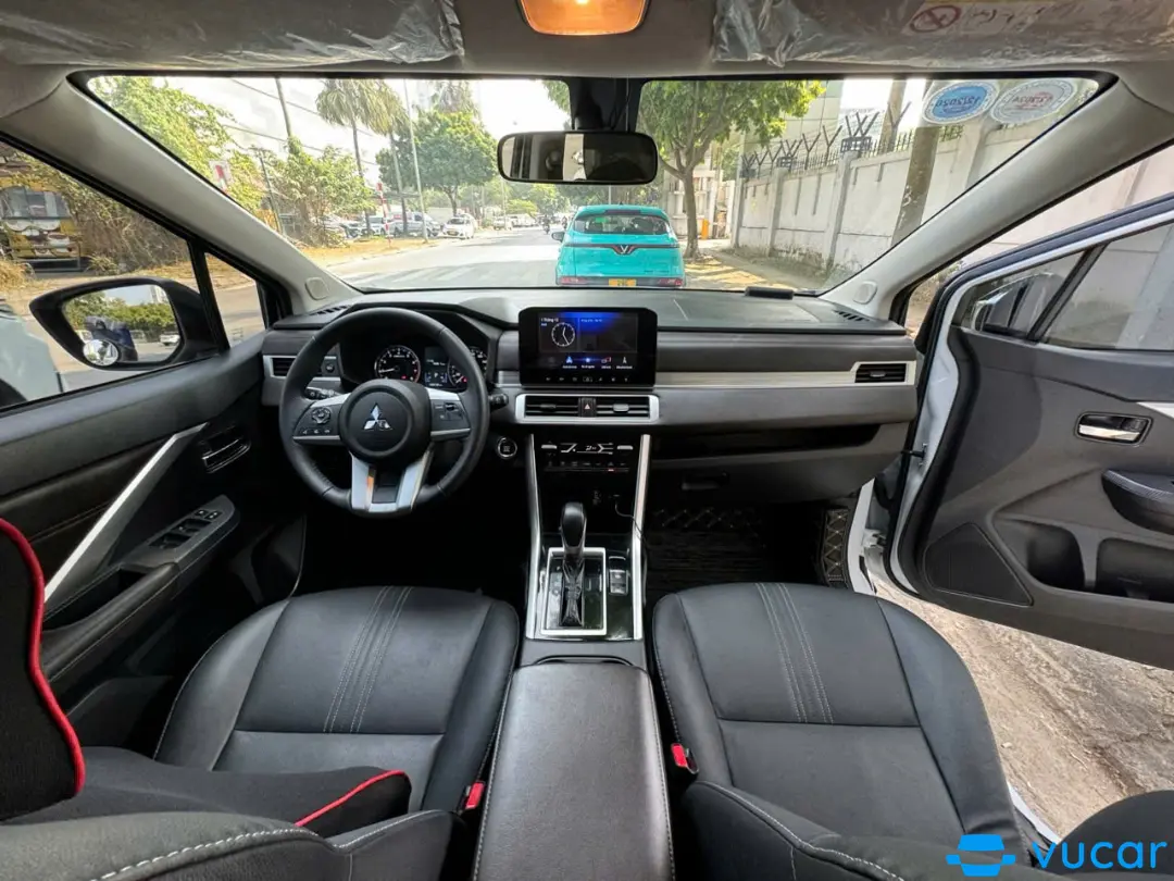Mitsubishi Xpander AT Premium 2023 - Nội thất 6