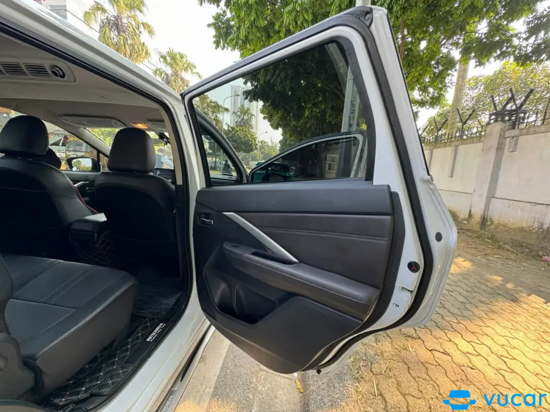 Mitsubishi Xpander AT Premium 2023 - Nội thất 1
