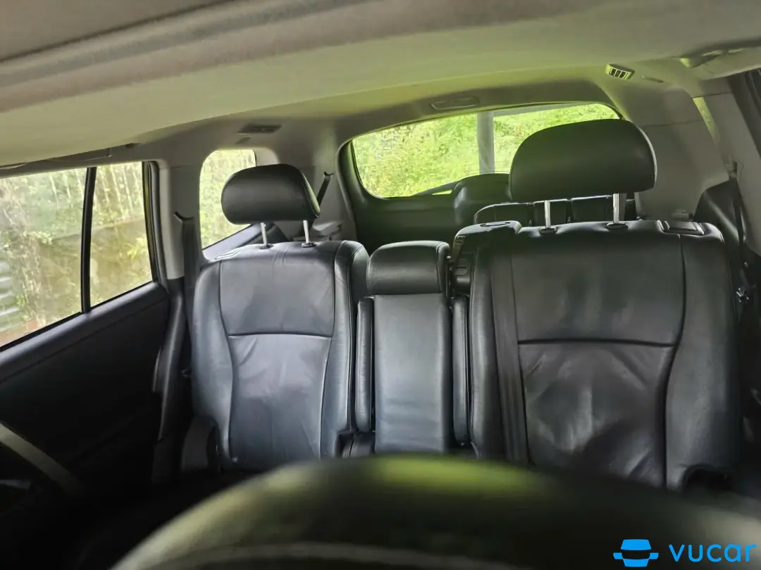 Toyota Highlander nhập Mỹ 2010 - Nội thất 4