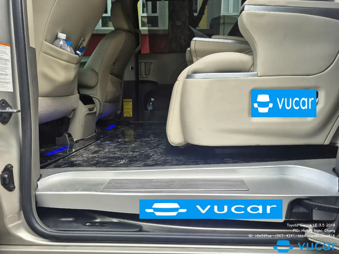 Toyota Sienna LE 3.5 2014 - Nội thất 3