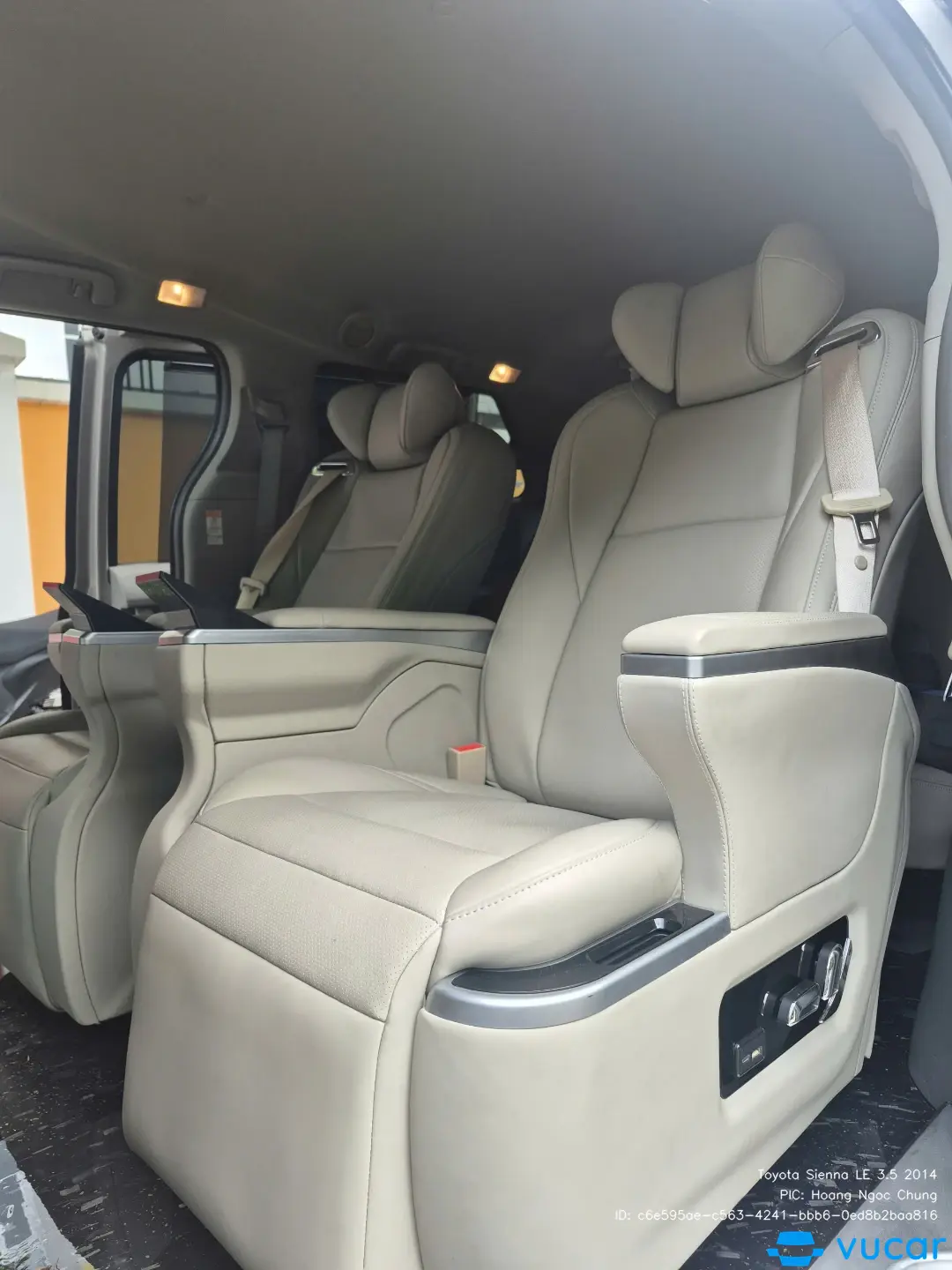 Toyota Sienna LE 3.5 2014 - Nội thất 14