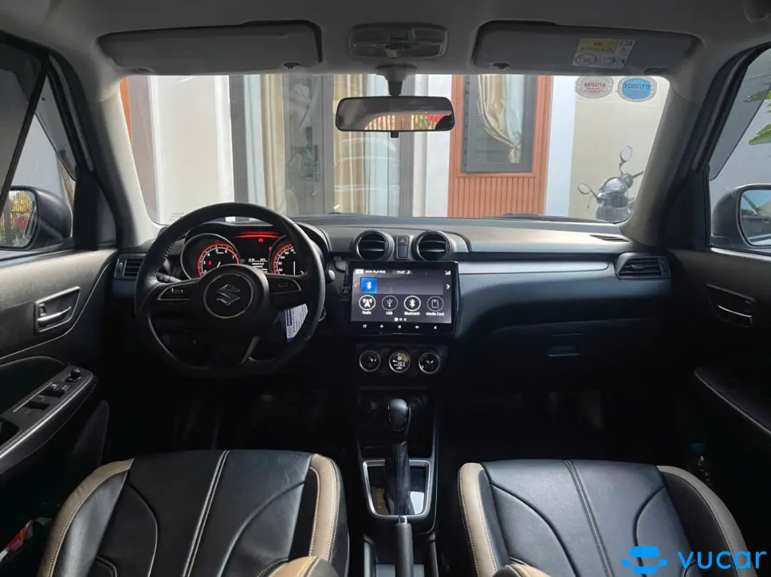 Suzuki Swift GLX 1.2 CVT 2023 - Nội thất 4