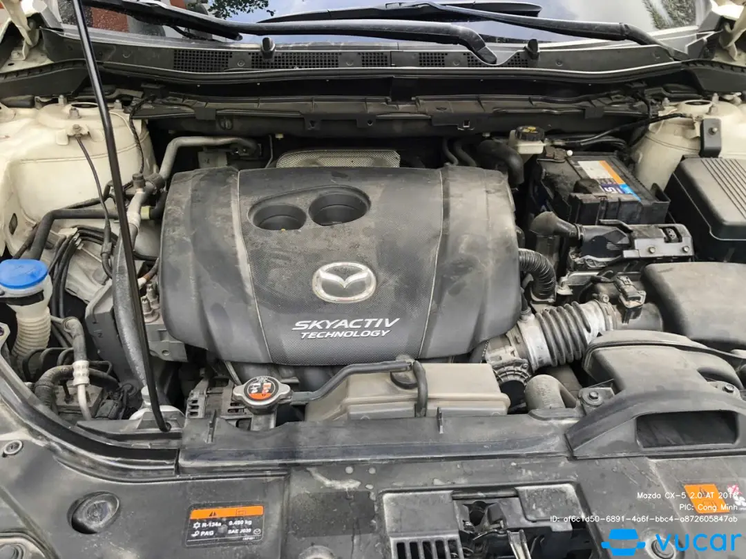 Mazda CX-5 2.0 AT 2016 - Khoang động cơ 1