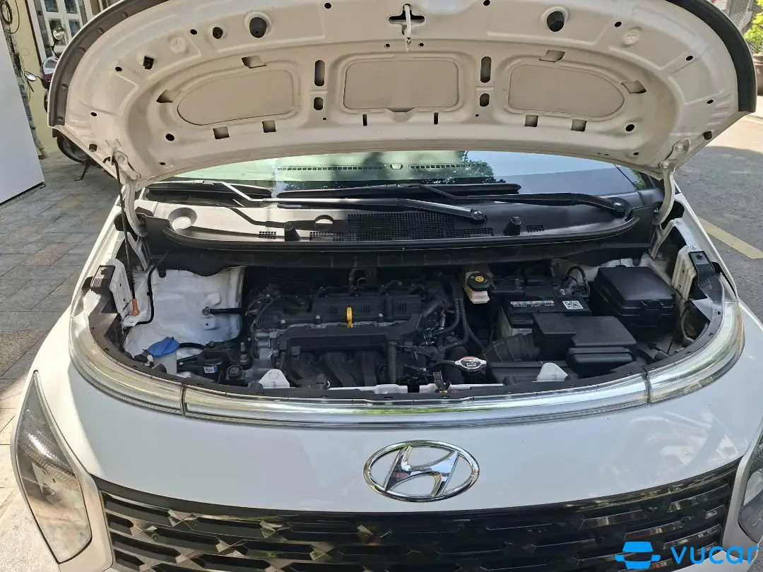 Hyundai Stargazer Tiêu chuẩn 2022 - Khoang động cơ 1