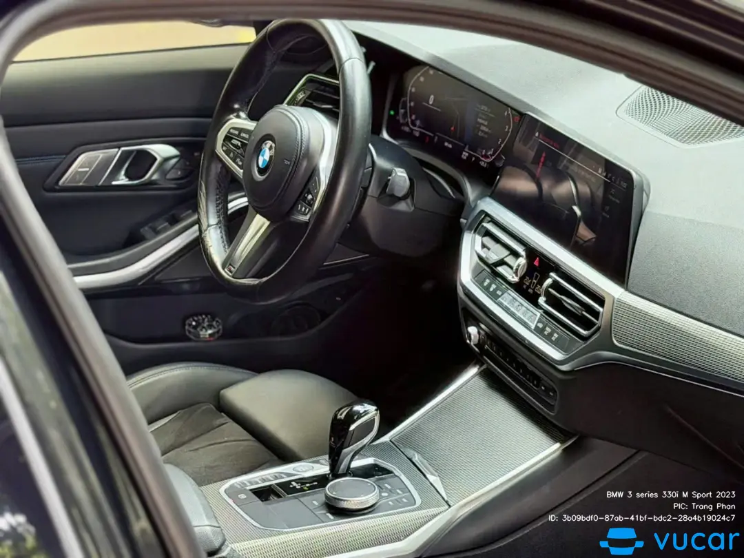 BMW 3 series 330i M Sport 2023 - Nội thất 1