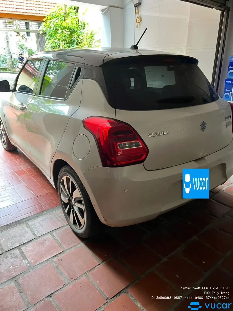 Ảnh xe Suzuki Swift GLX 1.2 AT 2020 - ảnh 2