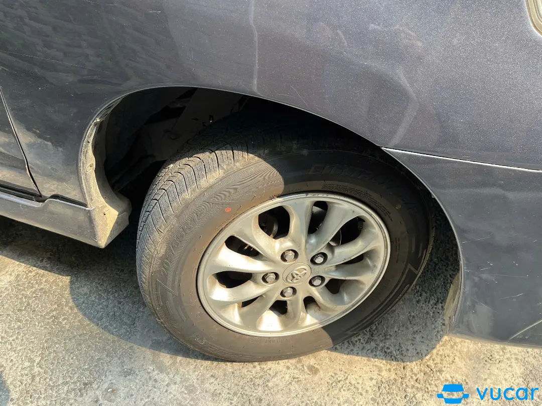 Toyota Innova 2014 2.0E - Ngoại thất 7
