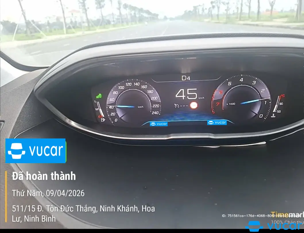 Peugeot 5008 1.6 AL 2018 - Nội thất 4