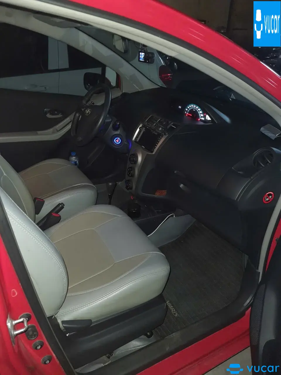 Toyota Yaris 1.3 AT 2009 - Nội thất 6