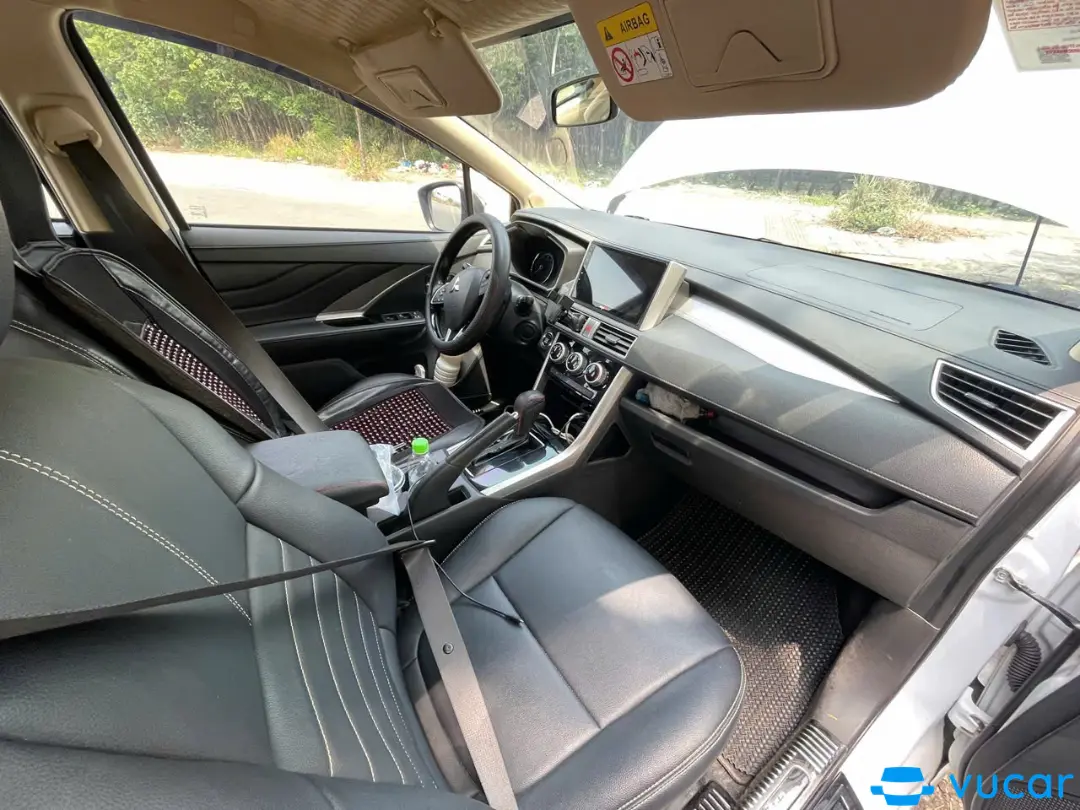 Mitsubishi Xpander AT 2021 - Nội thất 3