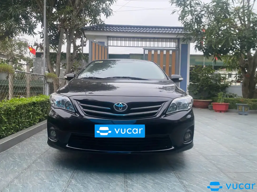 Ảnh xe Toyota Corolla Altis 1.8E MT 2014