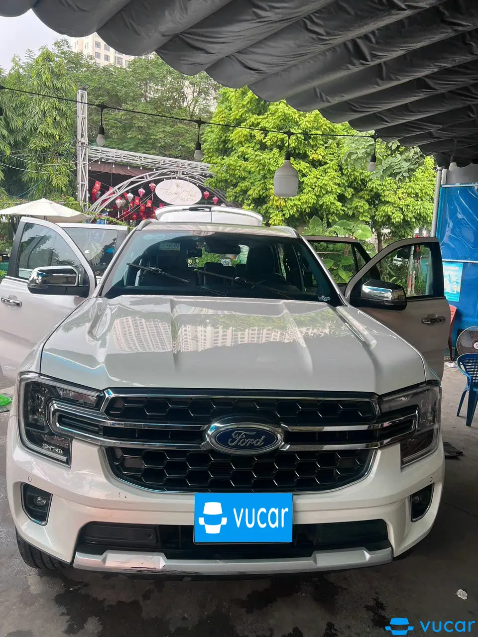 Ảnh xe Ford Everest Titanium 2.0L 4x2 AT 2022