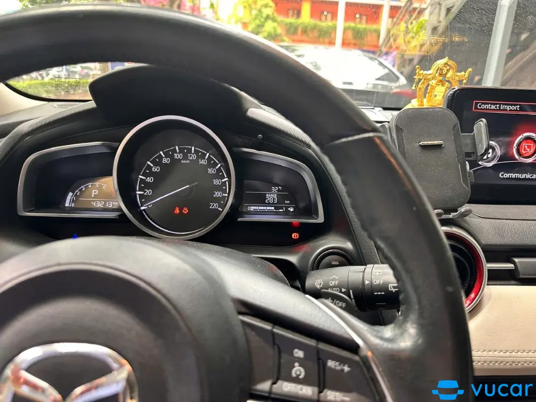 Mazda 2 Premium 2018 - Nội thất 4