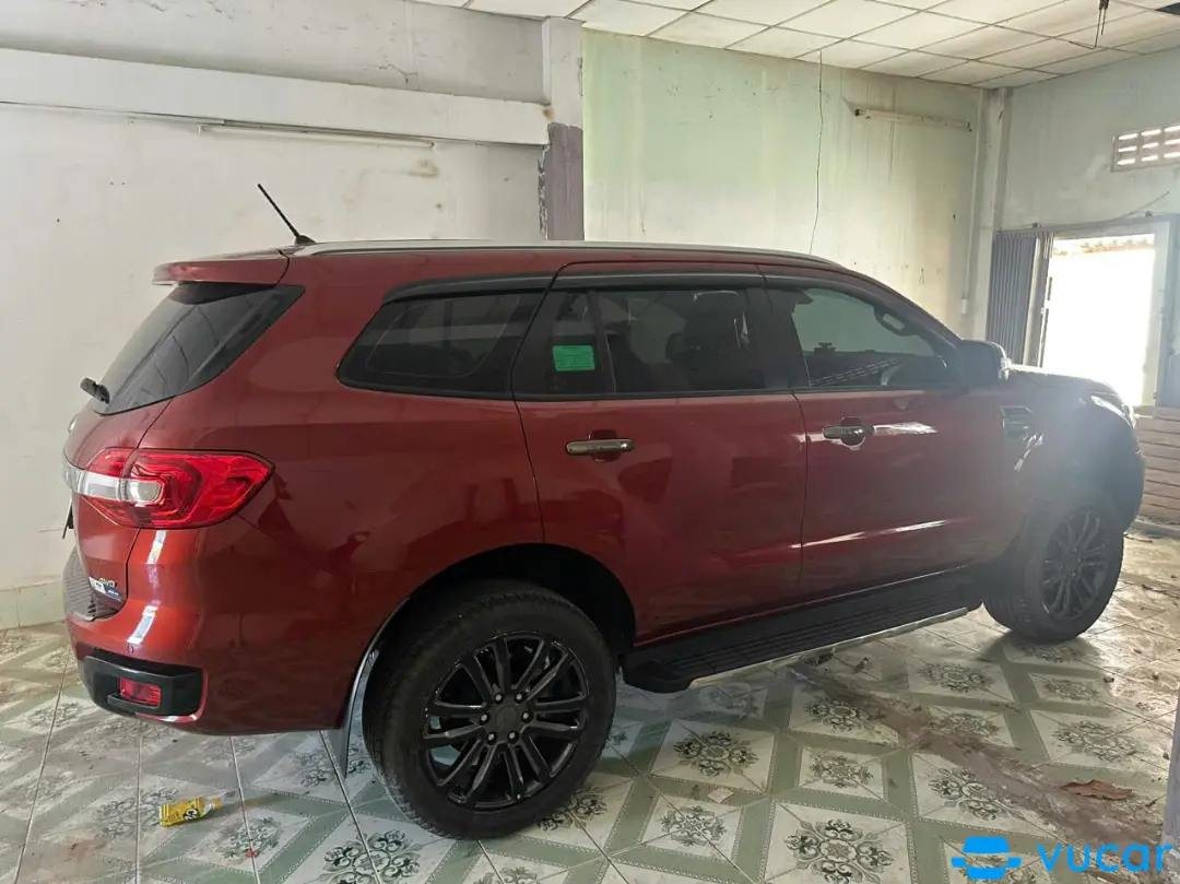 Ford Everest Titanium 4x2 2022  - Ngoại thất 4