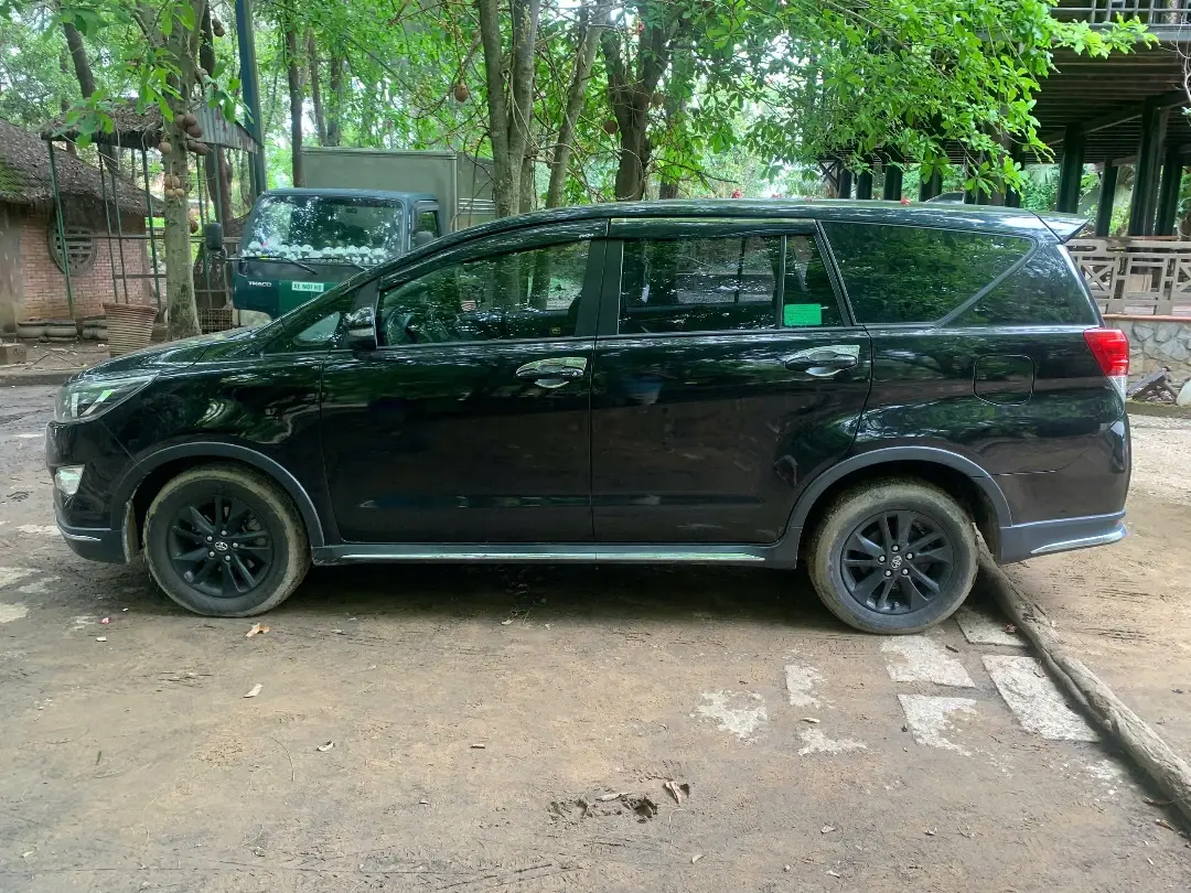 Toyota Innova 2.0 Venturer 2019 - Ngoại thất 4