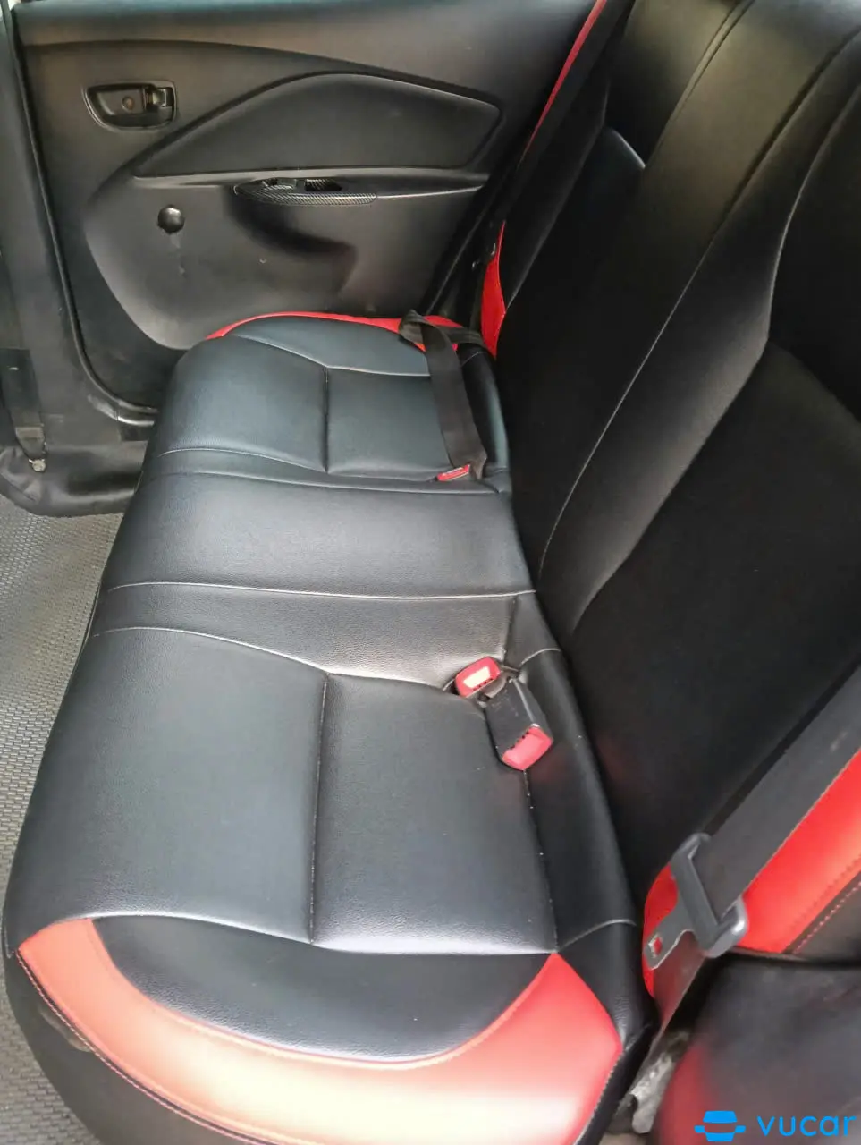 Toyota Vios E 2013 - Nội thất 3