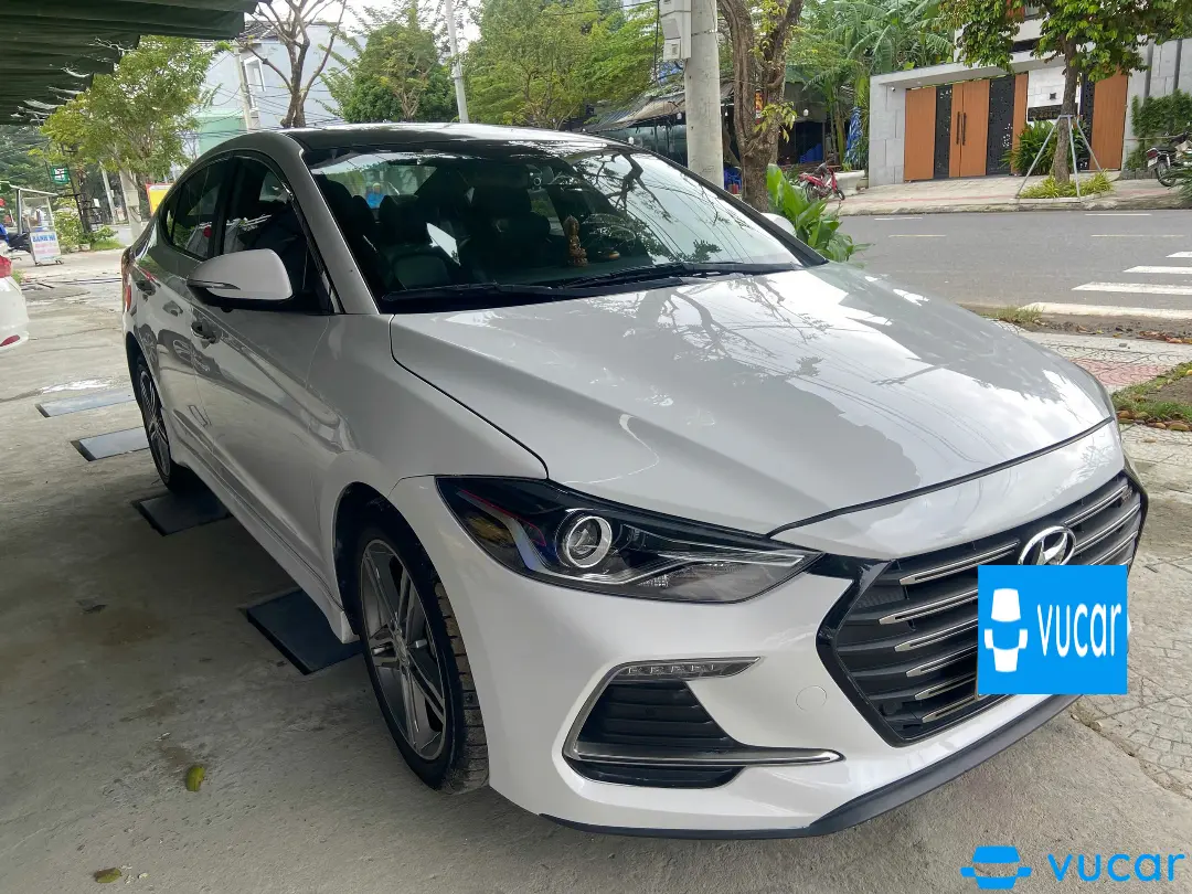 Hyundai Elantra Sport 1.6 AT 2018 - Ngoại thất 1