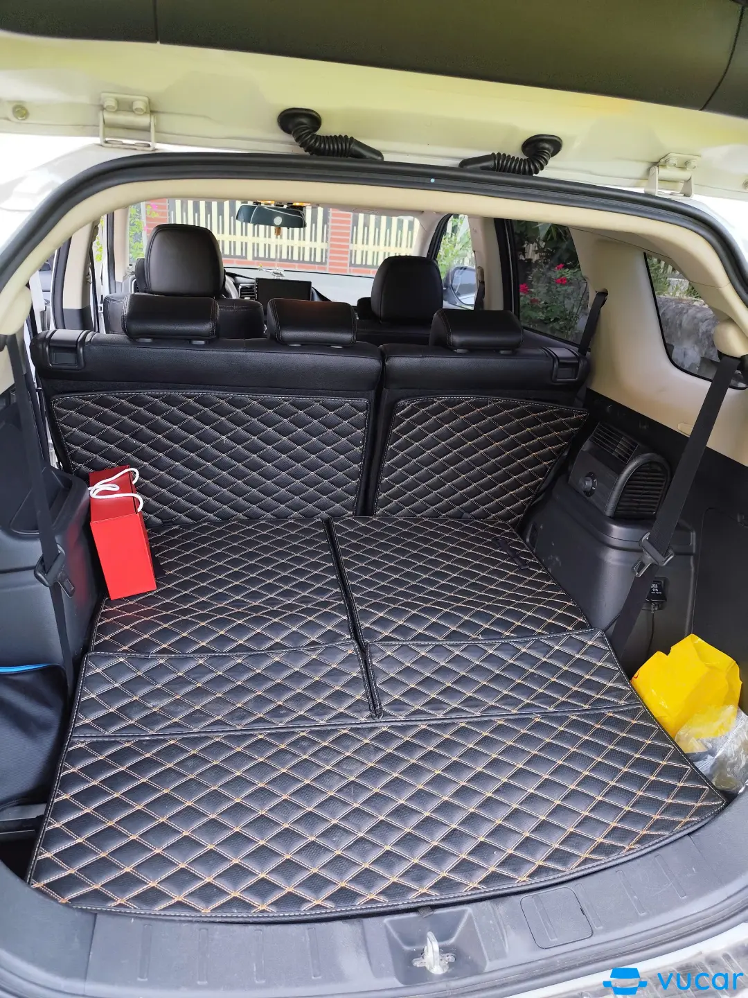Mitsubishi Outlander 2.0 CVT Premium 2019 - Nội thất 4