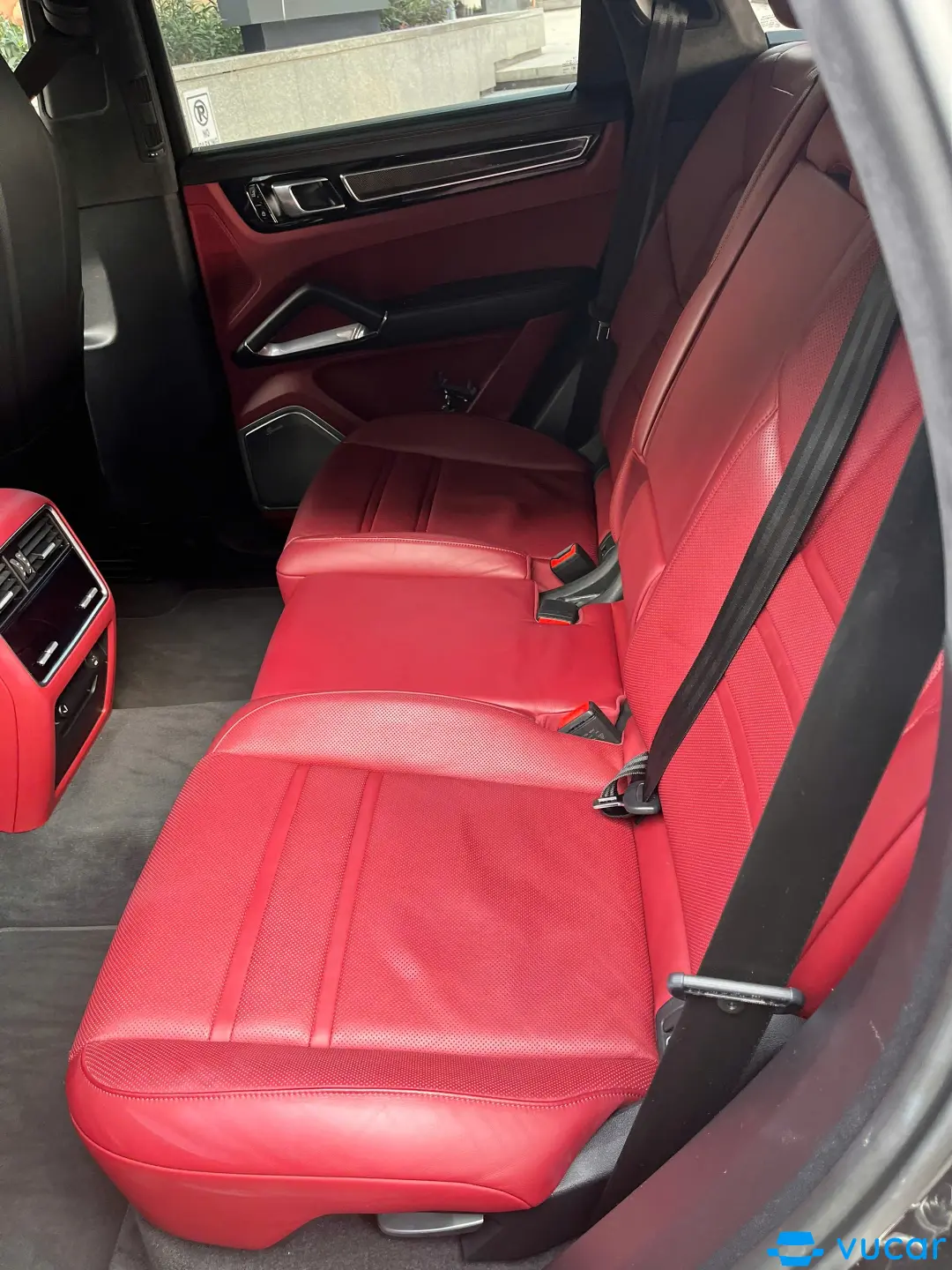 Porsche Cayenne Turbo 2019  - Nội thất 6