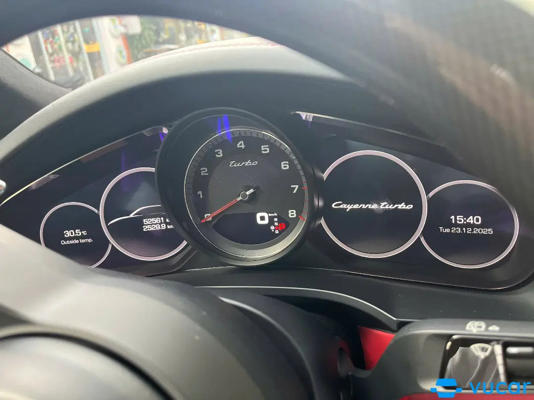 Porsche Cayenne Turbo 2019  - Nội thất 1
