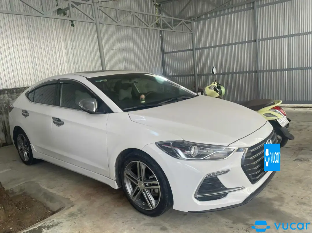 Elantra sport 2018 - Ngoại thất 5