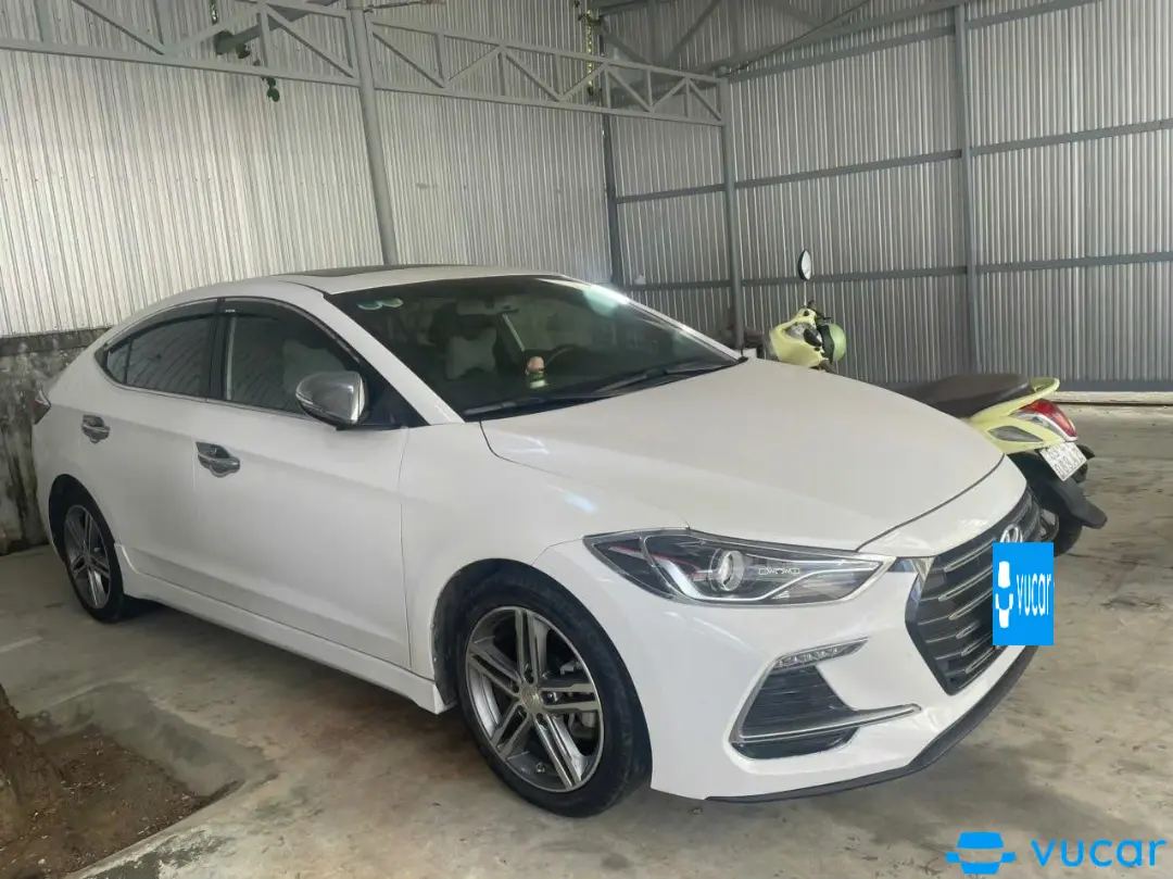 Elantra sport 2018 - Ngoại thất 4