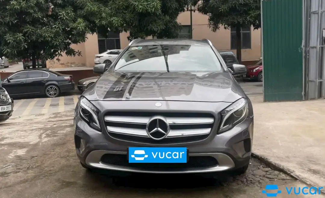 Ảnh xe mec gla 200 2014