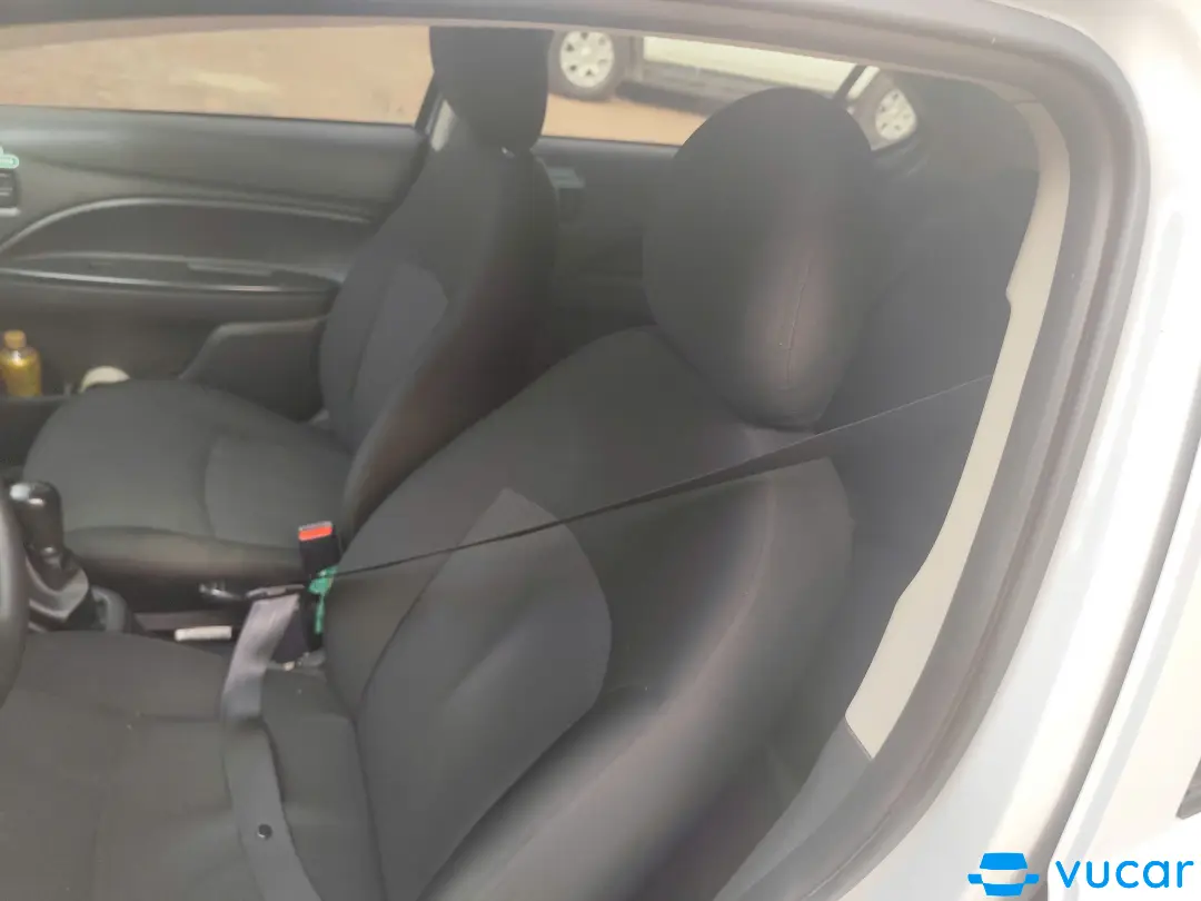 Mitsubishi Attrage mt 2025 - Nội thất 2