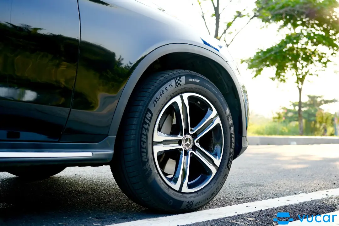 Mercedes Glc 250 2017 - Ngoại thất 4