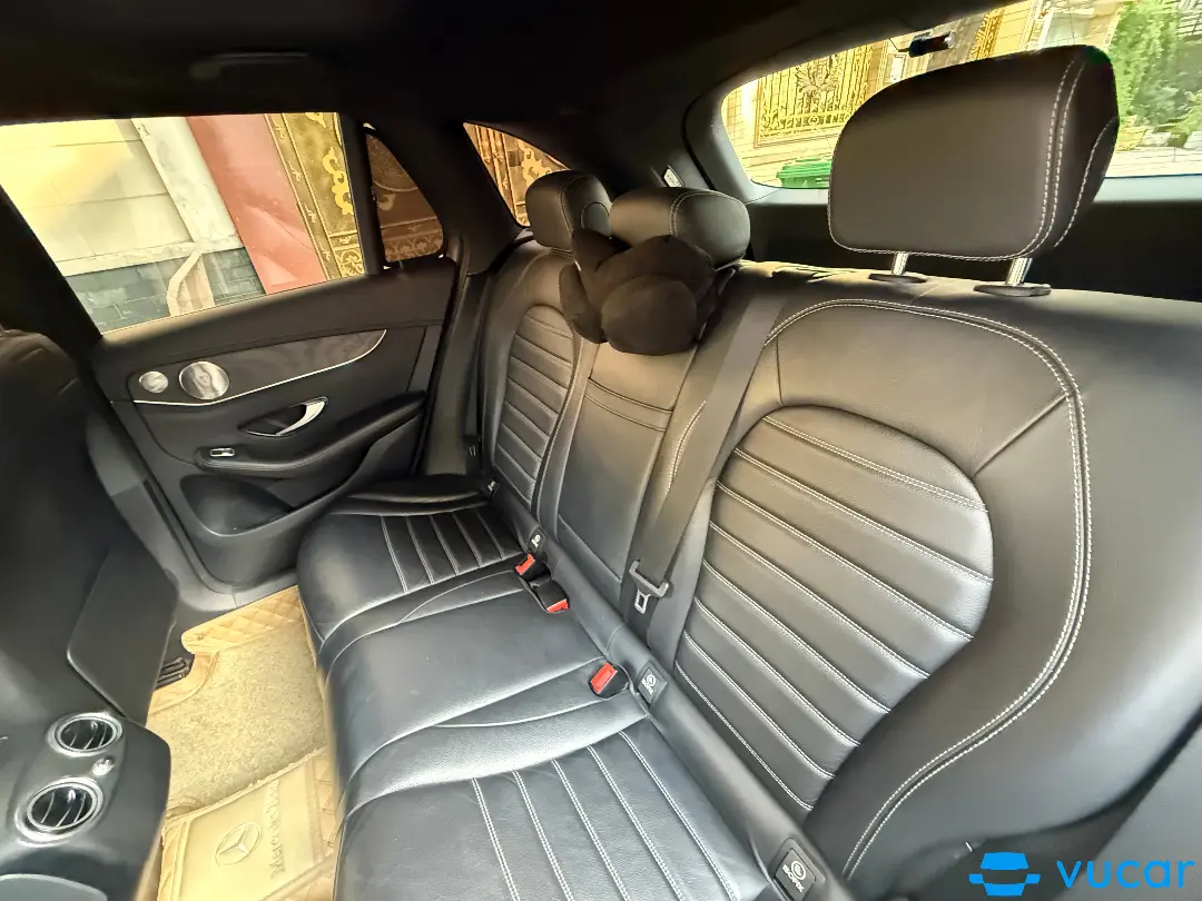 Mercedes Glc 300 4Matic 2018 - Nội thất 2
