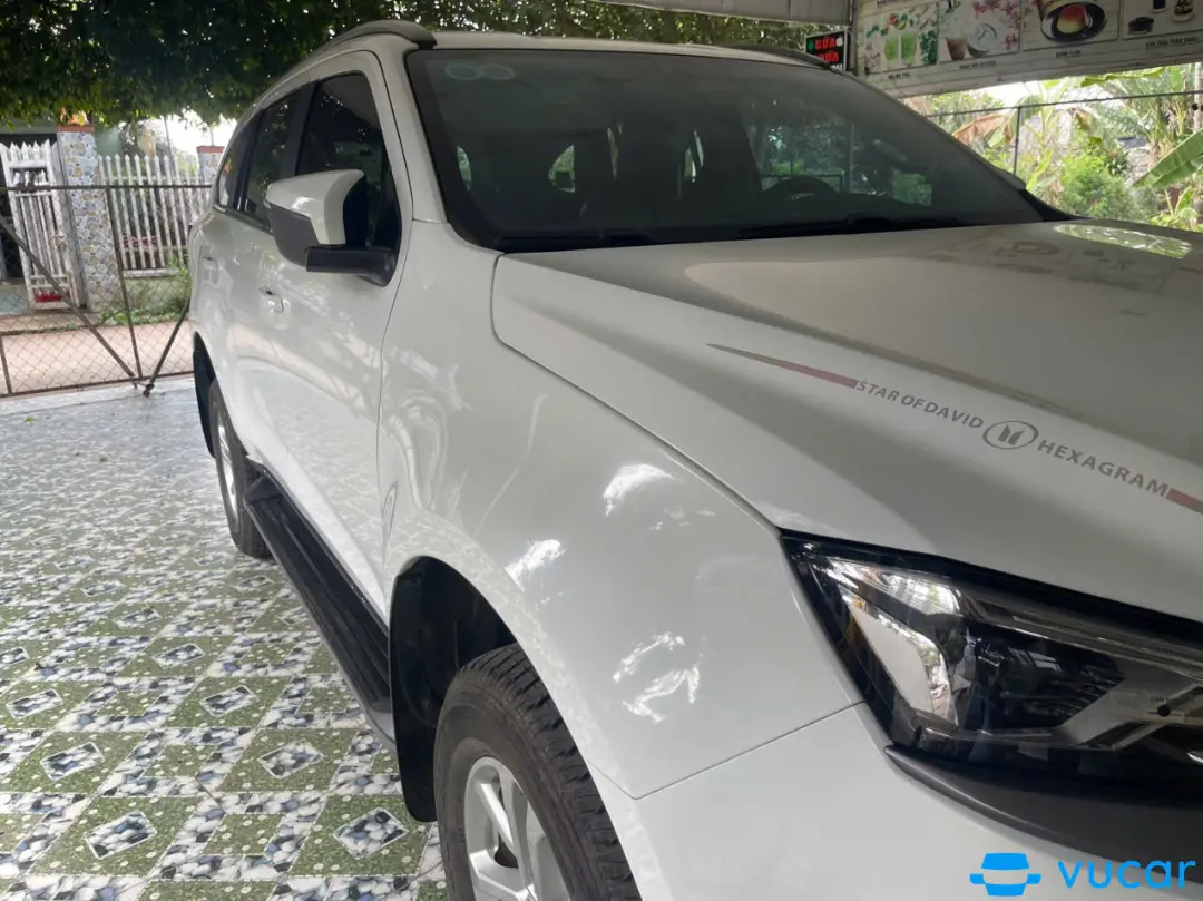 Ảnh xe Isuzu MU-X  2022 - ảnh 3