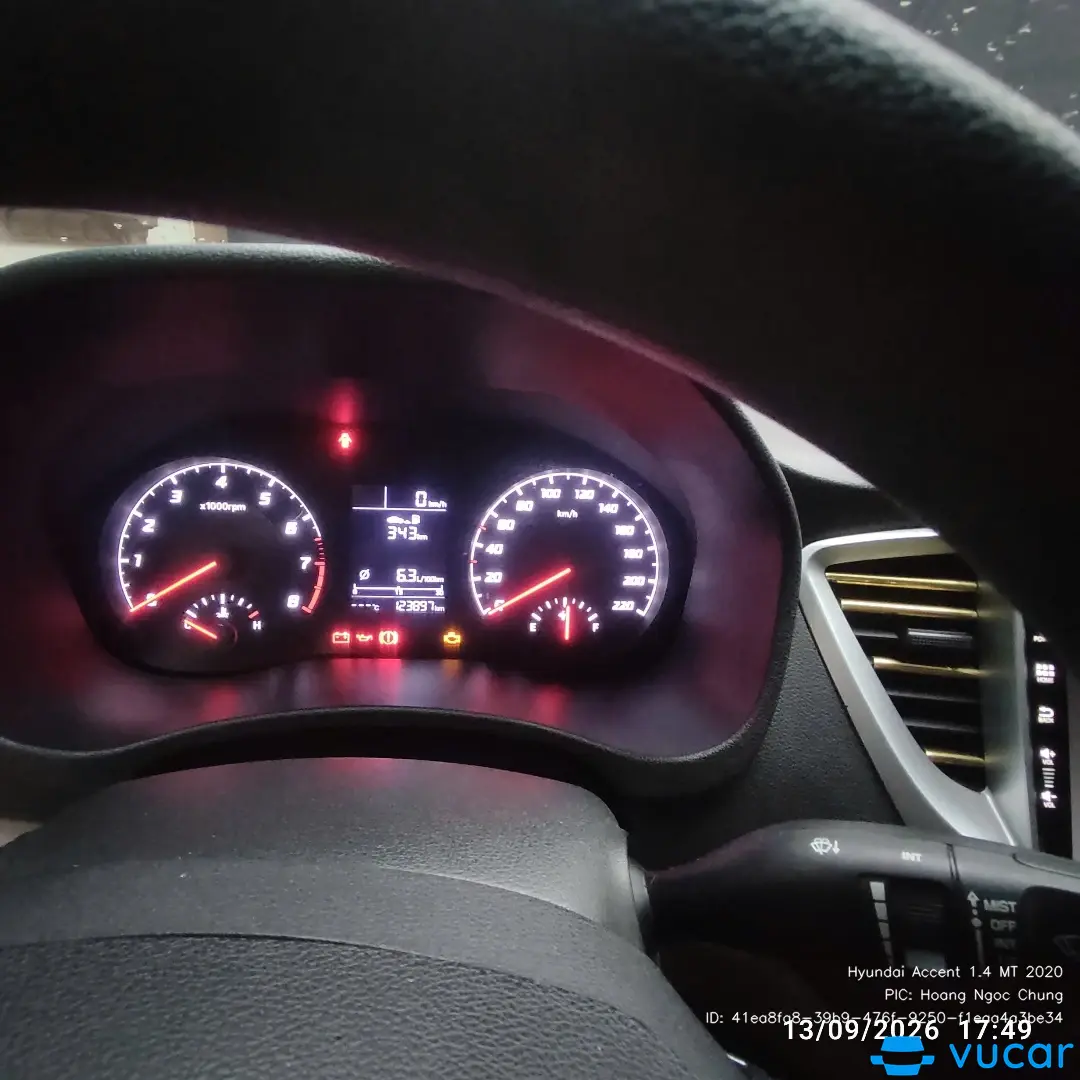 Hyundai Accent 1.4 MT 2020 - Nội thất 1