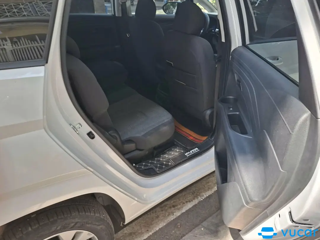 Hyundai Stargazer Tiêu chuẩn 2022 - Nội thất 5