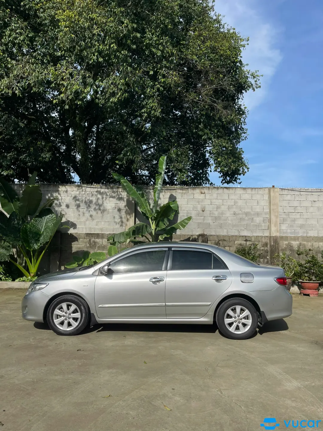 TOYOTA ALTIS - Ngoại thất 15